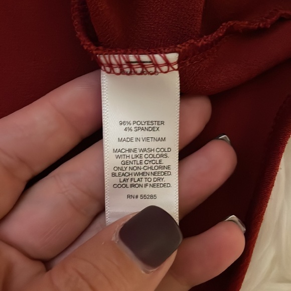 5 for $25🎈 Express deep red top - Picture 5 of 5